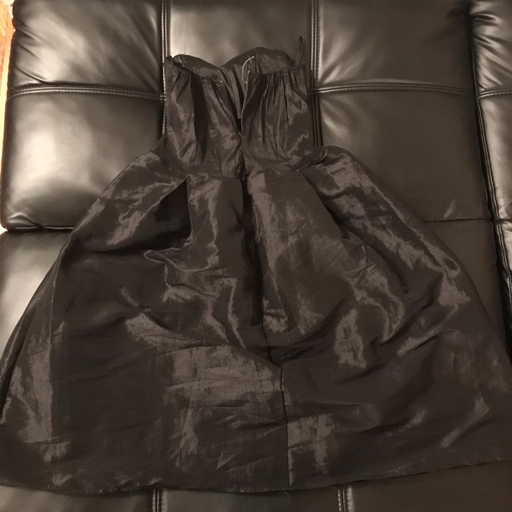 Black sweetheart dress.